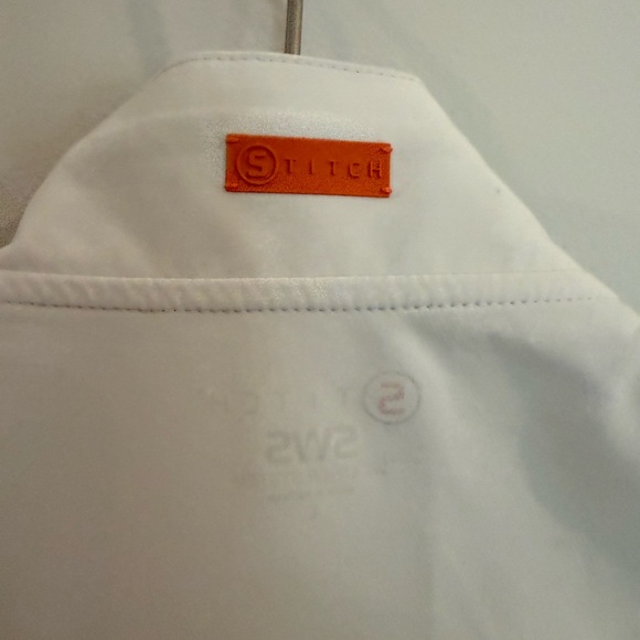 Finley White Golf Vest with Navy Trim - Picture 7 of 8